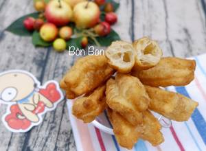 Hình của món Dầu Cháo Quẩy (Youtiao).