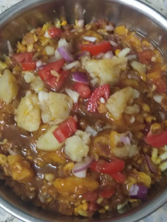 ભેળ (Bhel Recipe In Gujarati) રેસીપી મુખ્ય ફોટો