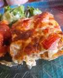 Pollo al horno con papas y muzzarella