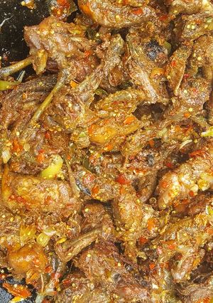 Kaza me yaji ainihin hoton girkin