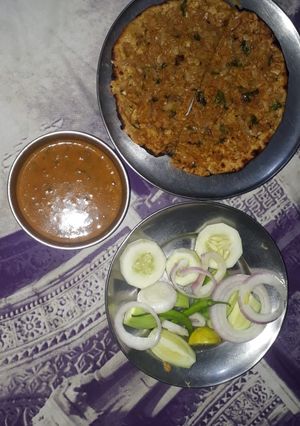 A picture of Onion Roti.