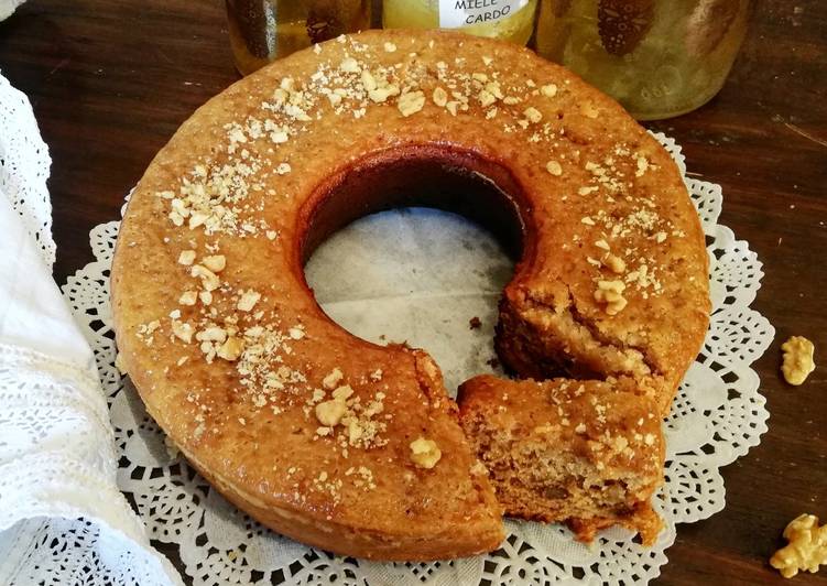 Ciambella con frue miele di cardo e noci