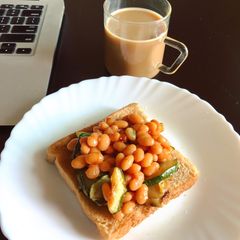 A picture of Veggies and Beans - open toast.