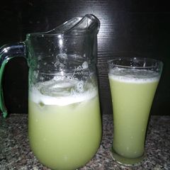 Pineapple juice A picture of Pineapple juice.