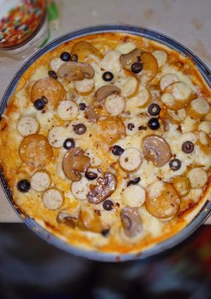 A picture of Pepperoni pizza.