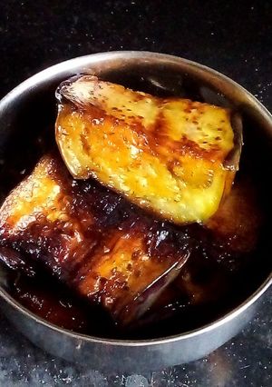 বেগুন ভাজা (begun bhaja recipe in bengali) রেসিপির প্রধান ছবি