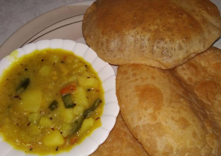 Puri and potato curry