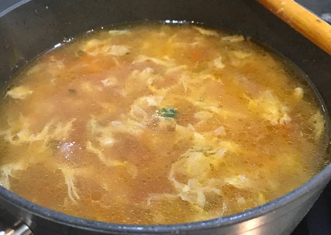 Steps to Make Super Quick Homemade Tomato &amp; Egg Soups