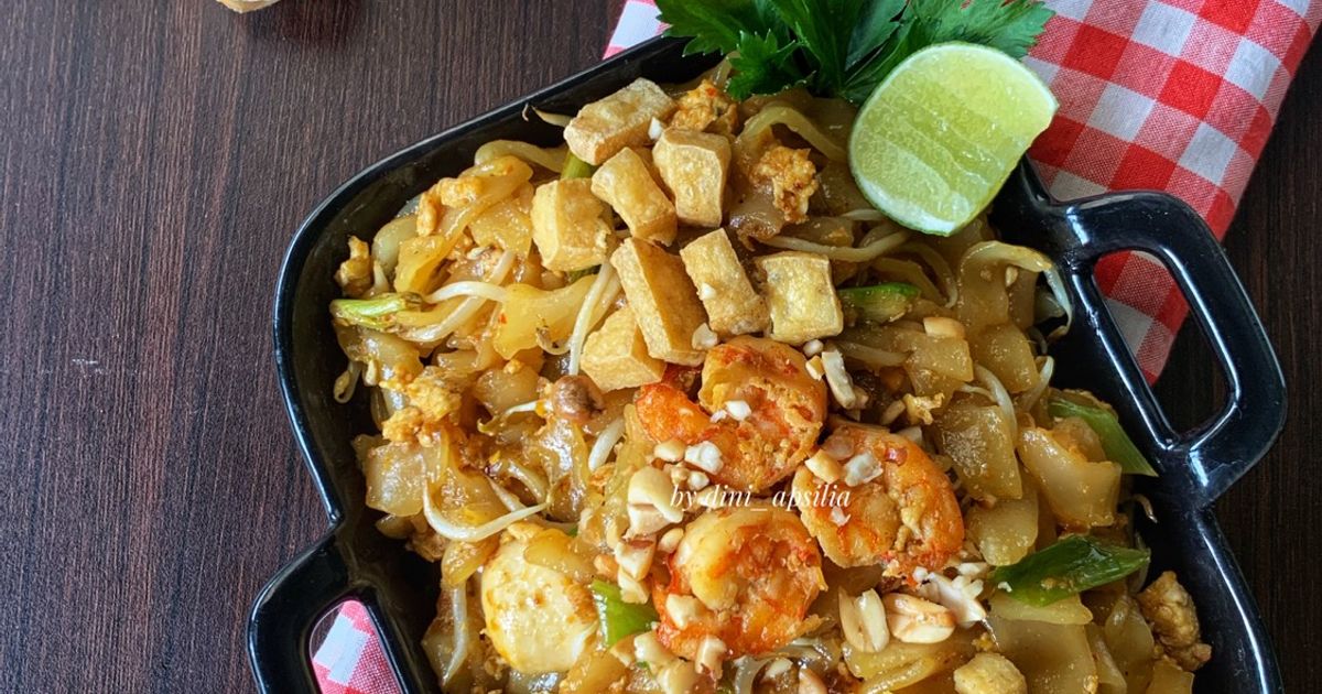Pad Thai (Kwetiau Khas Thailand)
