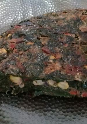Una foto de Tortilla de hojas de remolacha