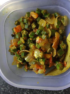 A picture of Bhindi (Okra) Do Pyaaza.