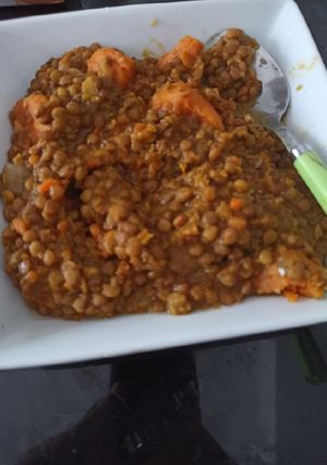 Una foto de Lentejas con verduras y boniato Mambo