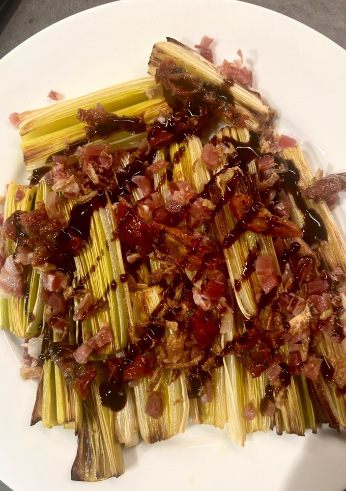 Una foto de Puerros al horno 🥗
