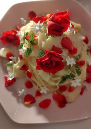 A picture of Cold peach pasta with red rose sauce….