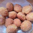Perkedel kentang lapis tepung roti