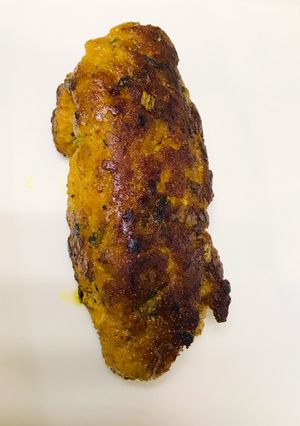 A picture of Gola kabab.