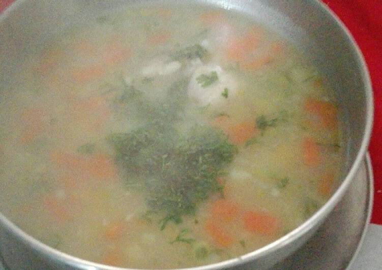 Sopa saludable de verduras