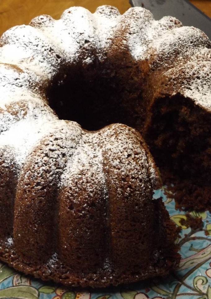 Una foto de Bizcocho goloso de cacao amargo y frutos secos