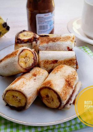 Foto resep Roti gulung pisang cokelat #indonesiamemasak
