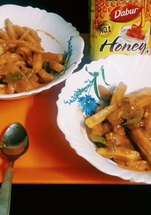A picture of Honey chilli garlic potatoes.