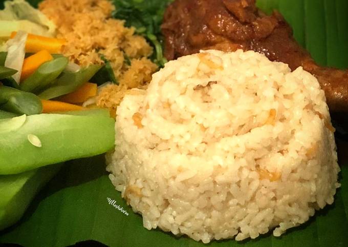 Cara membuat 452. Nasi Uduk Gurih Rice Cooker #MagicnyaRiceCooker Cara membuat 452. Nasi Uduk Gurih Rice Cooker #MagicnyaRiceCooker