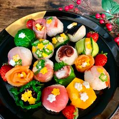 Temari Sushi🌈 A picture of Temari Sushi🌈.