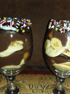A picture of Pancake fruit dessert.