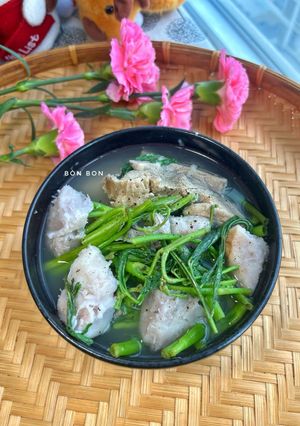 Hình của món Canh Khoai Môn Nấu Rau Muống Rau Nhút.