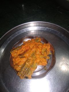 સરગવાની શીંગ નું શાક (Saragva Shing Shak Recipe In Gujarati) રેસીપી મુખ્ય ફોટો