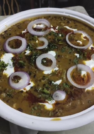 A picture of Dal makhani.