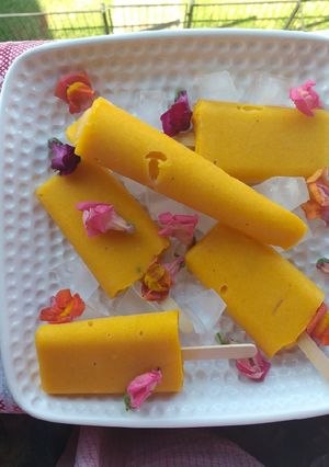 A picture of Mango Ice Lollies.