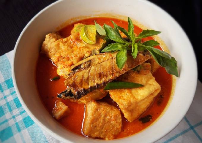 Resep Ikan Pindang Cue Tahu Tempe Kuah Santan Oleh Oca Gupita Cookpad