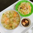 Bữa cơm gia đình Tết Đoan Ngọ