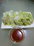 ผักกาดขาวพันหมูทรงเครื่อง+น้ำจิ้มสุกี้