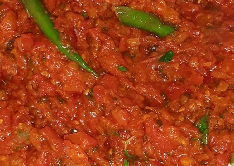 Easiest Way to Make Speedy Tamato methi leaves curry
