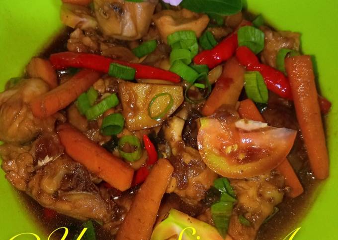 Semur Ayam Kentang