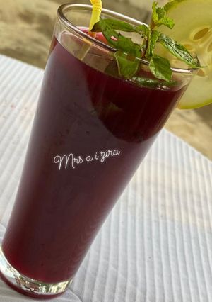 A picture of Mint Zobo.