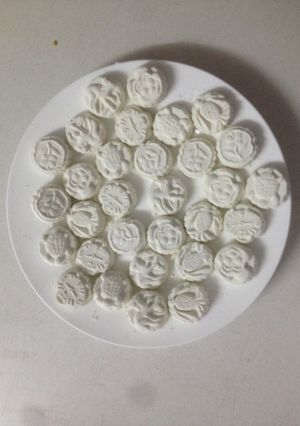 Hình của món Bánh phục linh.