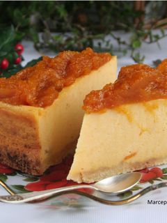 Zdjęcie przepisu Sernik z musem dyniowym.