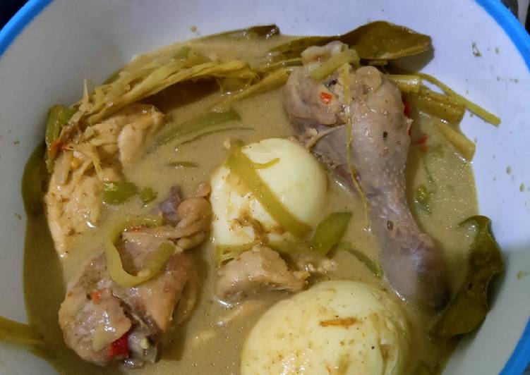 Resep Opor Ayam Indofood yang Bikin Ngiler