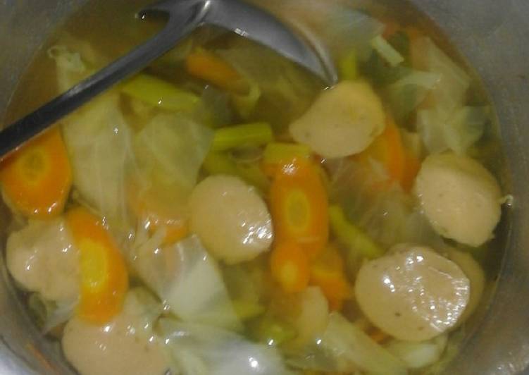 Sayur sop bakso sapi