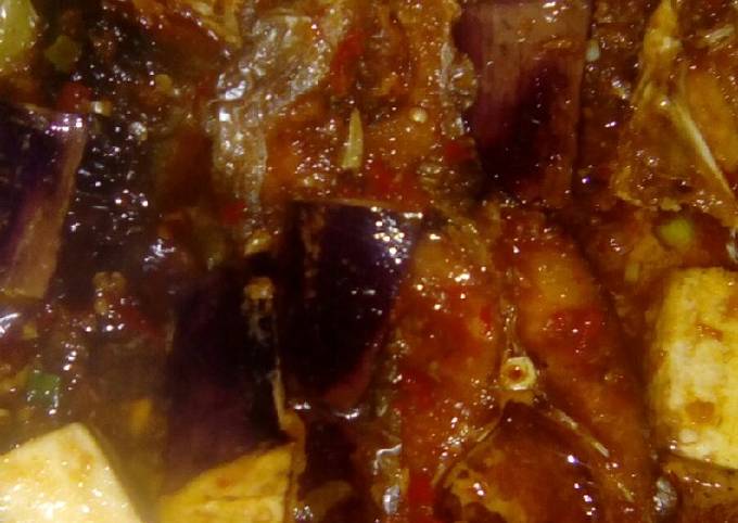 Langkah Mudah untuk Menyiapkan Patin Bumbu Bakar feat Terung Ungu yang Bikin Ngiler