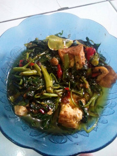 Foto resep Tumis kangkung tahu
