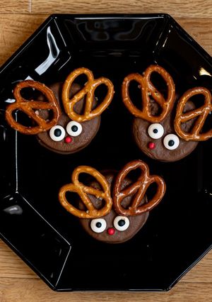 A picture of Rudolf the Reindeer Christmas dessert.