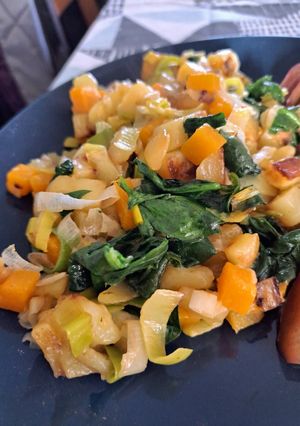 Une photo de Légumes a la sauce ravigote