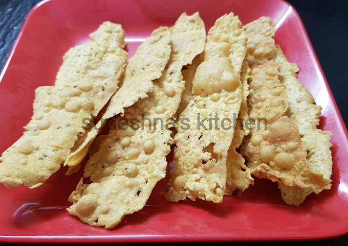 Gujarati Faafda recipe