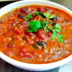 A picture of Rajma Masala.