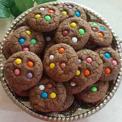 کوکی شکلاتی با تزیین اسمارتیز 🍪-レシピのメイン写真
