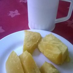 A picture of Boiled Sweet Potatoes.