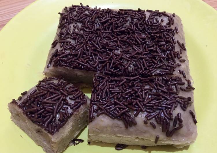 Bolu pisang kukus